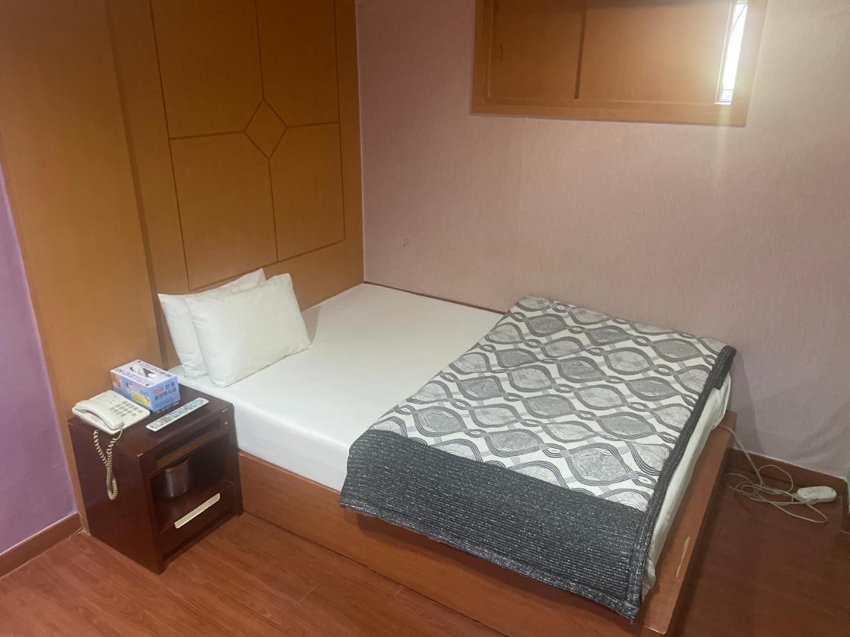 Grace Motel Seul Esterno foto